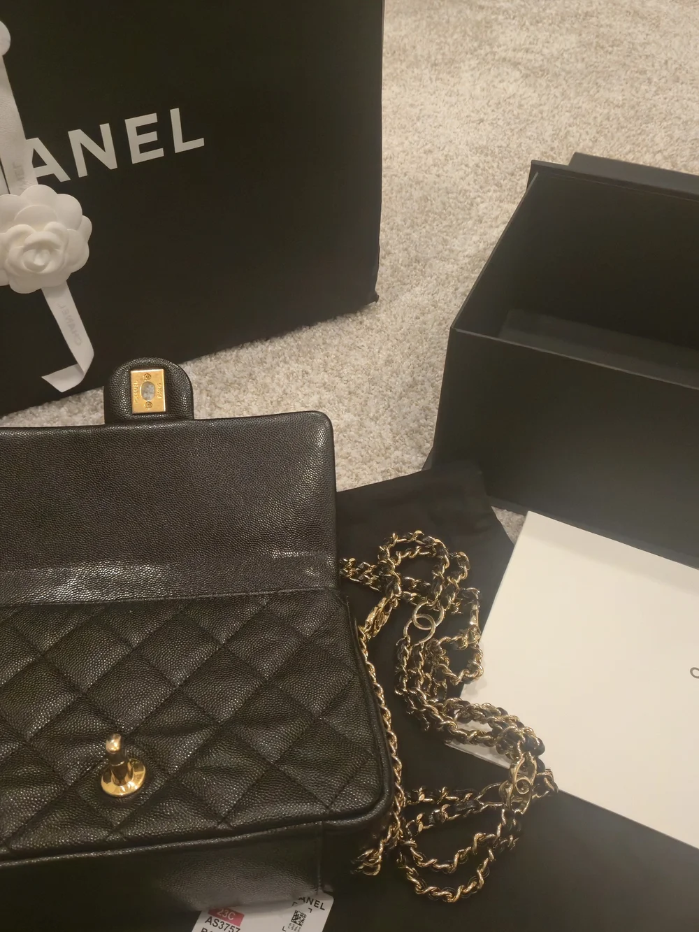 CHANEL Black Mini Flap 2022/2023 Cruise Calfskin CAVIER GRAINED Goldtone Hardwar